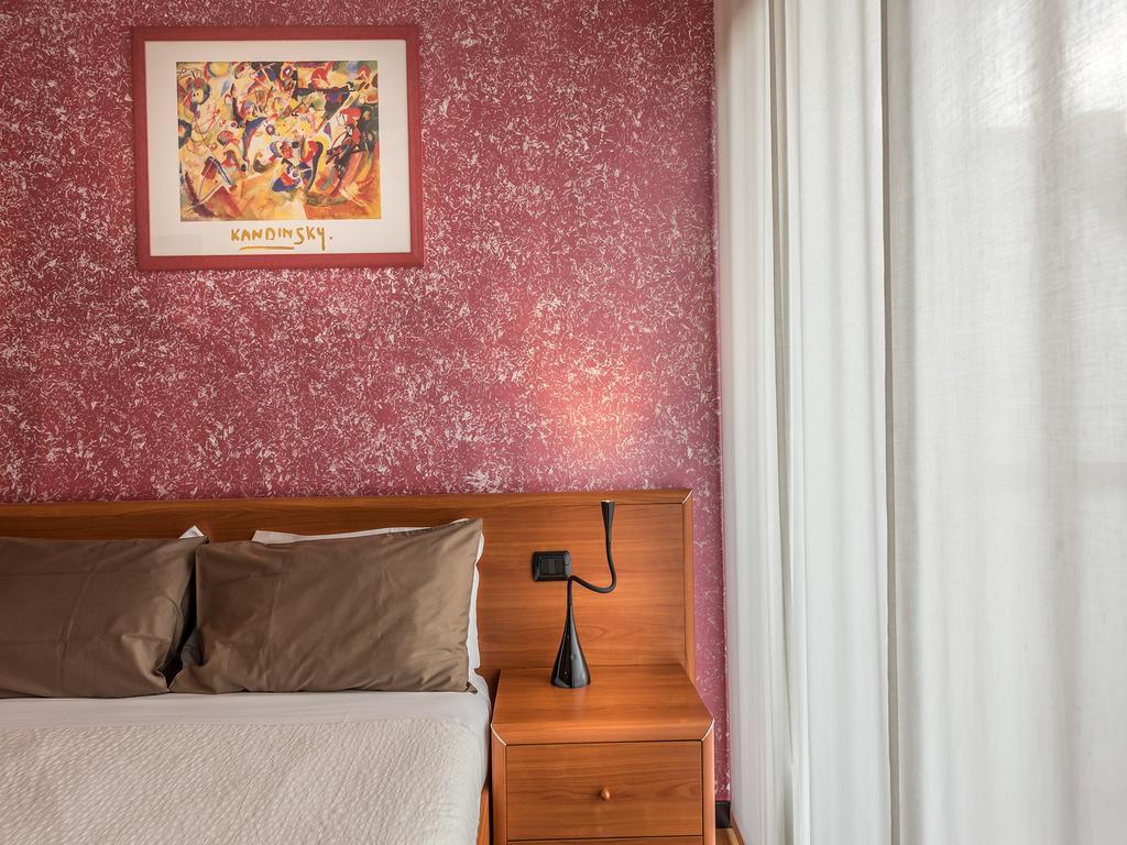 Mini Hotel Wine & Dreams Alba (Piedmont) Exterior foto